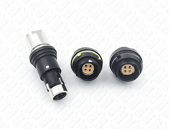 推拉自鎖航空插頭是否具備防干擾性能？