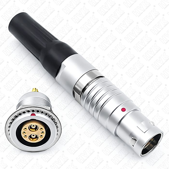 在高頻應(yīng)用中，圓形航空連接器的設(shè)計應(yīng)考慮哪些因素？