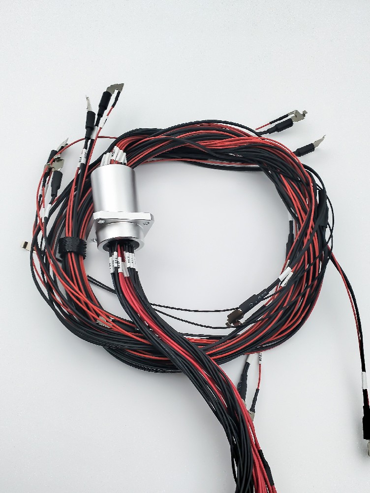 定制航空連接器的制造商選擇標(biāo)準(zhǔn)是什么？